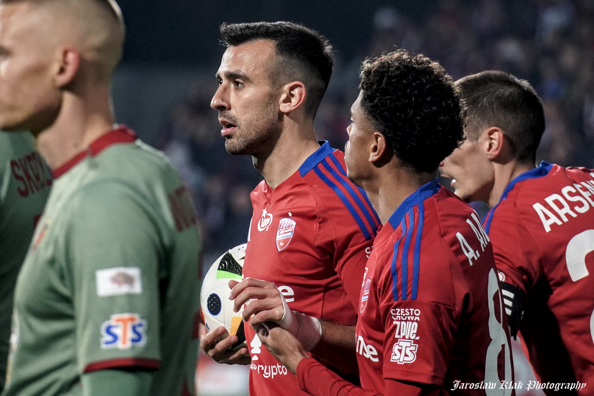 Raków w trudnej, ale nie nierealnej sytuacji. Medaliki liczą na cud