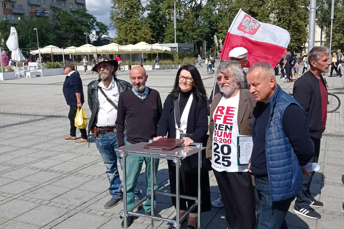 Konferencja inaugurująca referendum. W Częstochowie ruszyła zbiórka podpisów