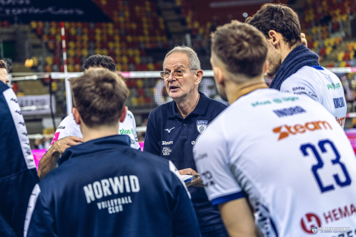 Trefl rozjeżdża Norwida. Bolesny powrót na ziemię. Trener grzmi