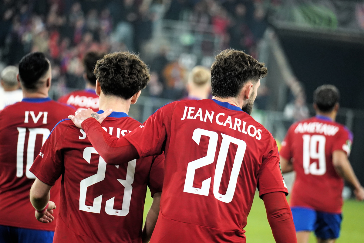 Karol Struski, Jean Carlos